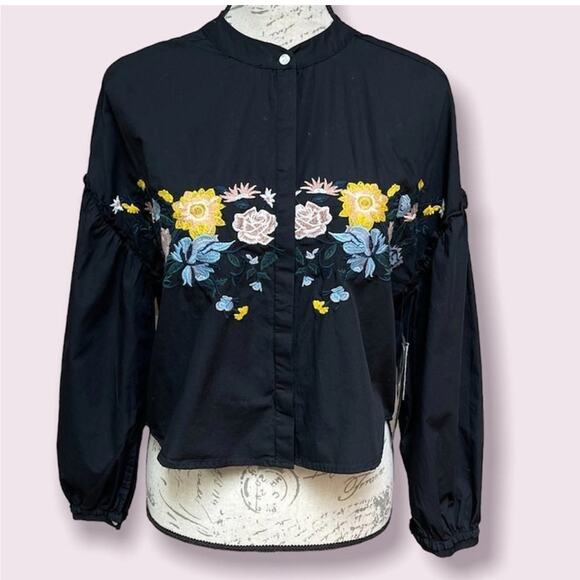 Tinsel Tops - Tinsel embroidered western cropped button down cotton country black floral small